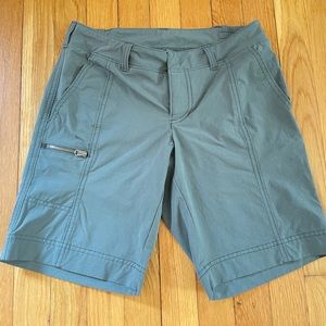 Athleta Shorts size 2